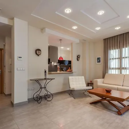 Con Encanto En El Barrio De Santa Cruz Apartamento